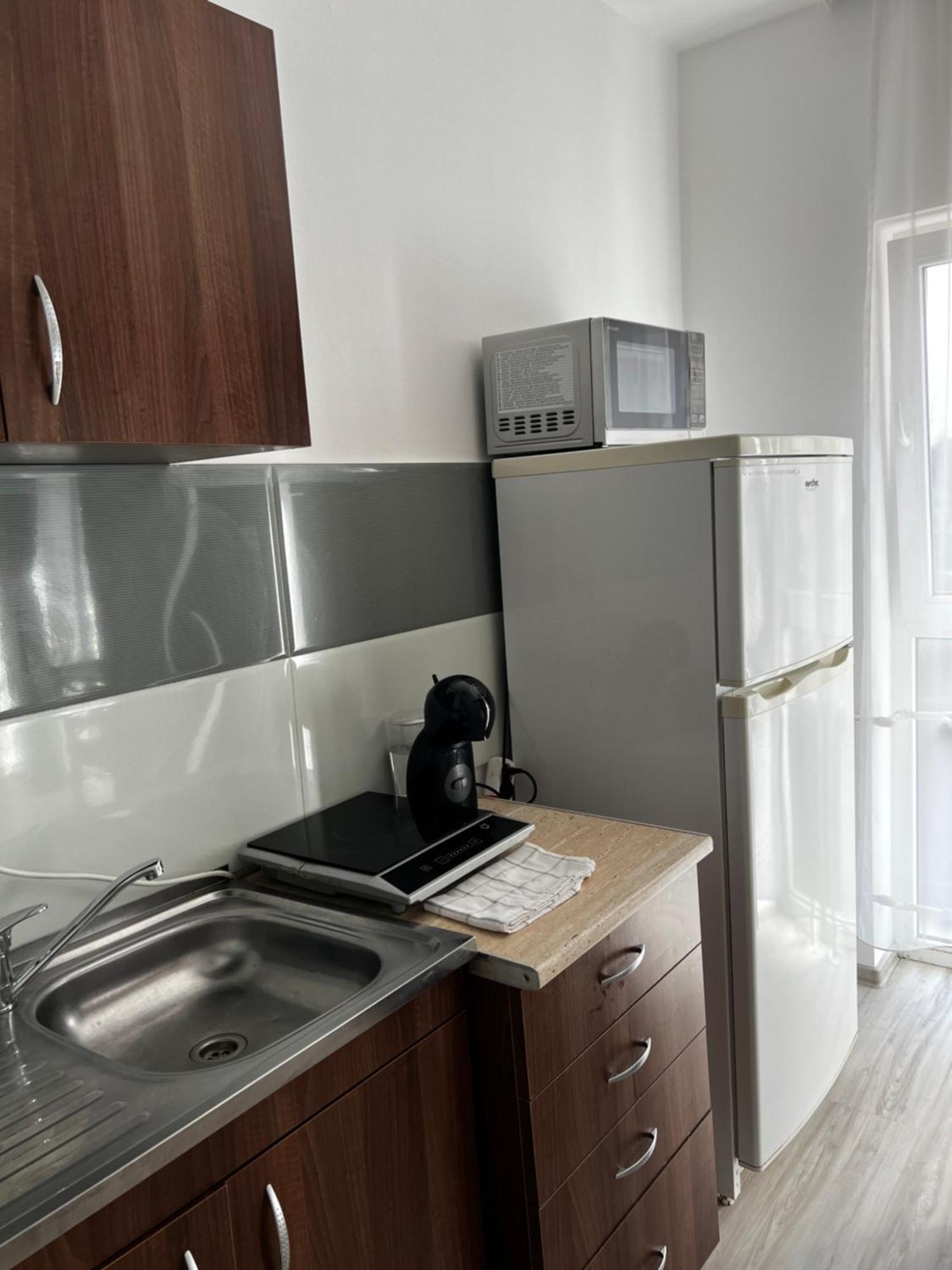 Casa Habana 2 Apartment Oradea Bagian luar foto